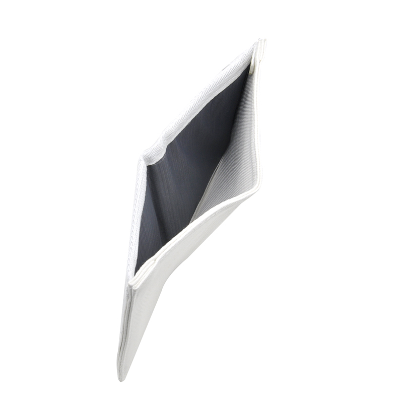 ארנק שטוח לבן בד קנבס 