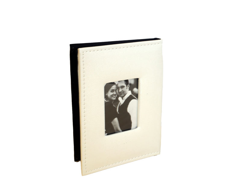 אלבום 56 תמונות 2 תמונות בדף הלחמה 15X21