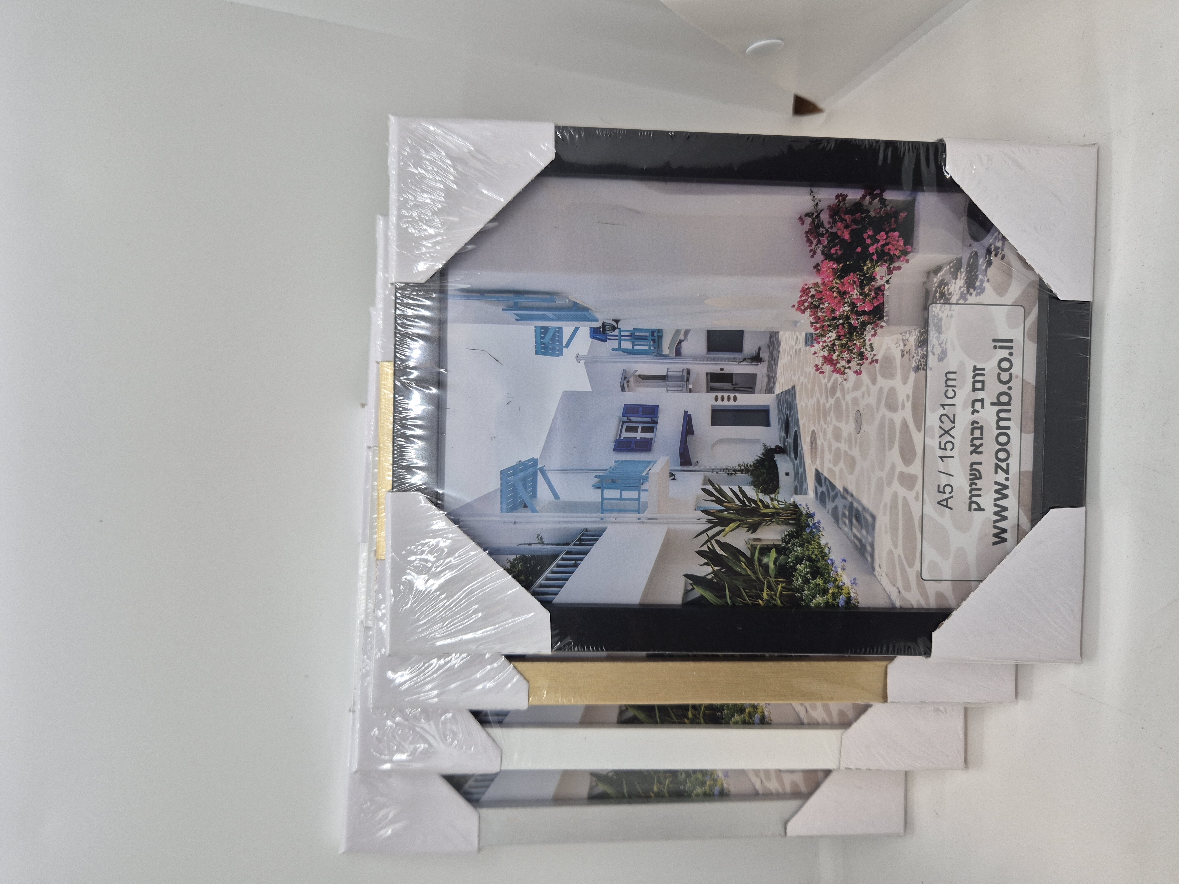 מסגרת 15X21 (שחור,זהב,לבן,כסוף) מינמום הזמנה 36 יח'