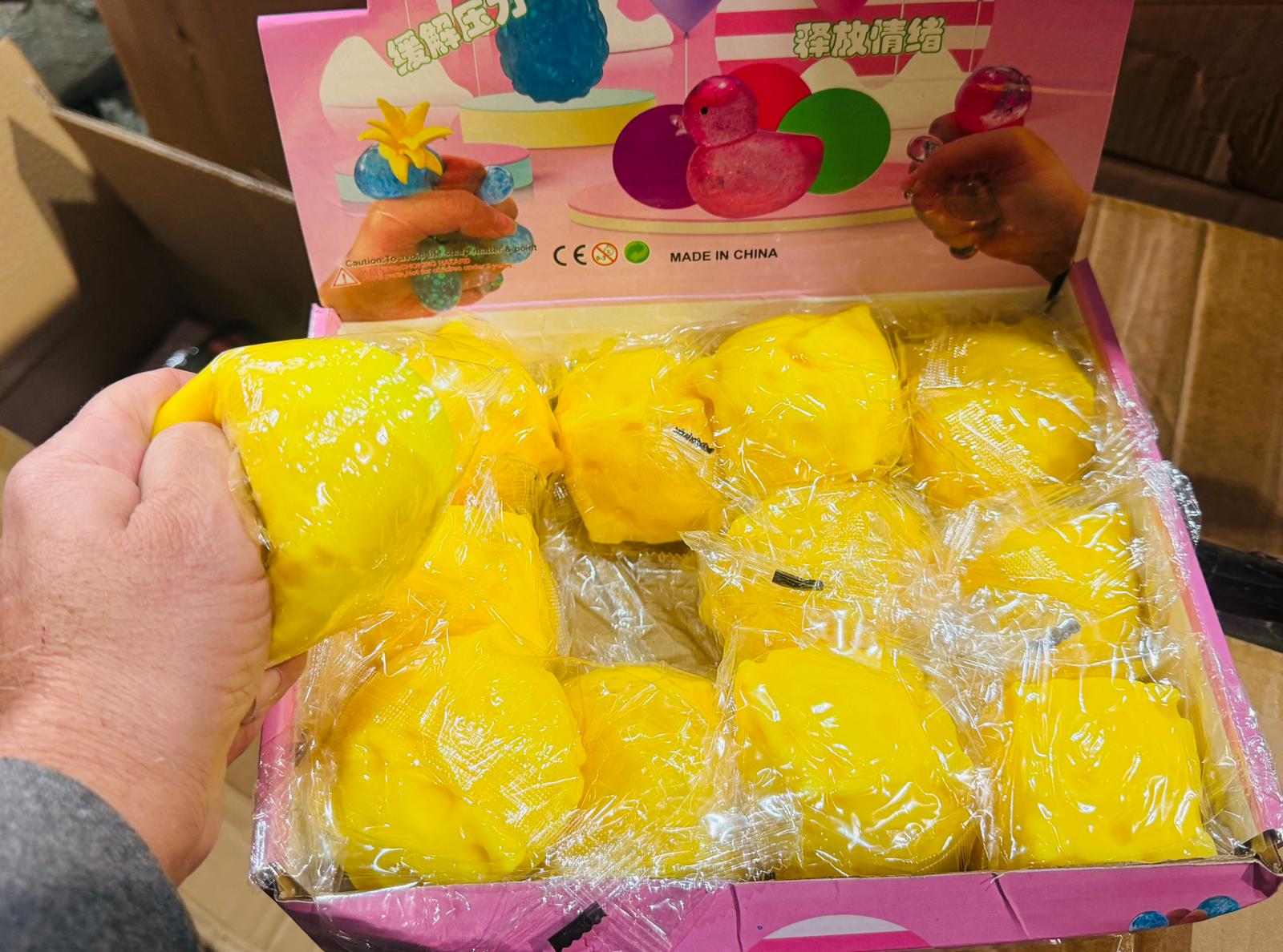 *סקוויזי נידו גבינה צהובה מרובע3179/288/1-12