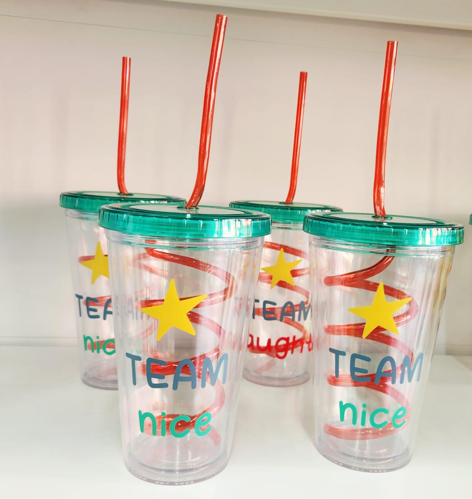 בקבוק שקוף מעוצב עם מכסה וקש3316/12