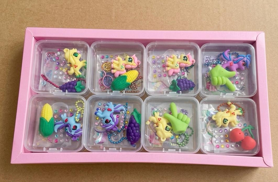 !!!ככ-מחקים עם קישוטים בקופסא3238/1008