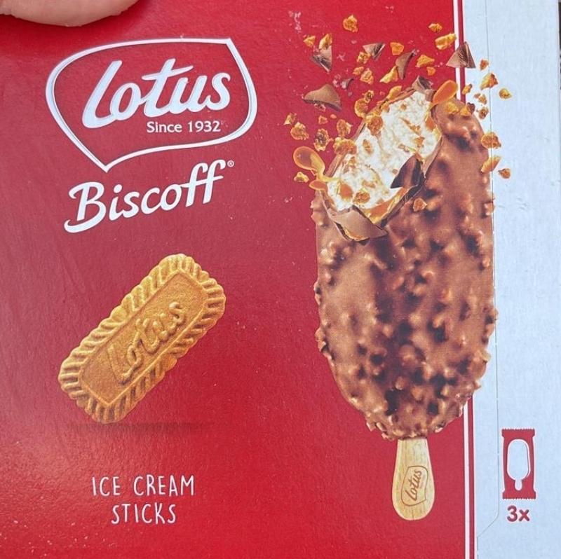 לוטוס שוקולד על מקל מאגדת (3)