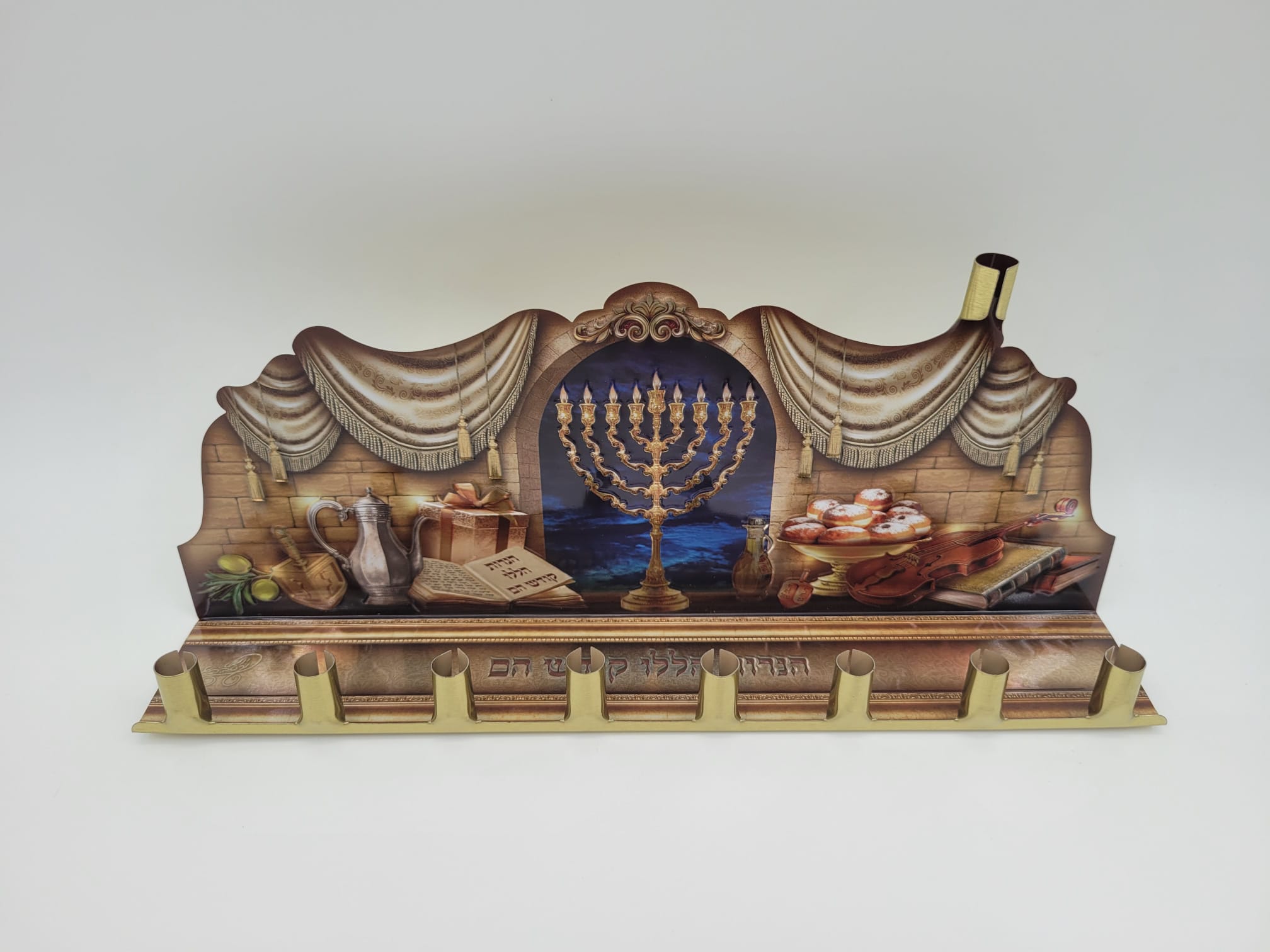 חנוכית פח עם הטבעה דגם פאר (50 בקר')