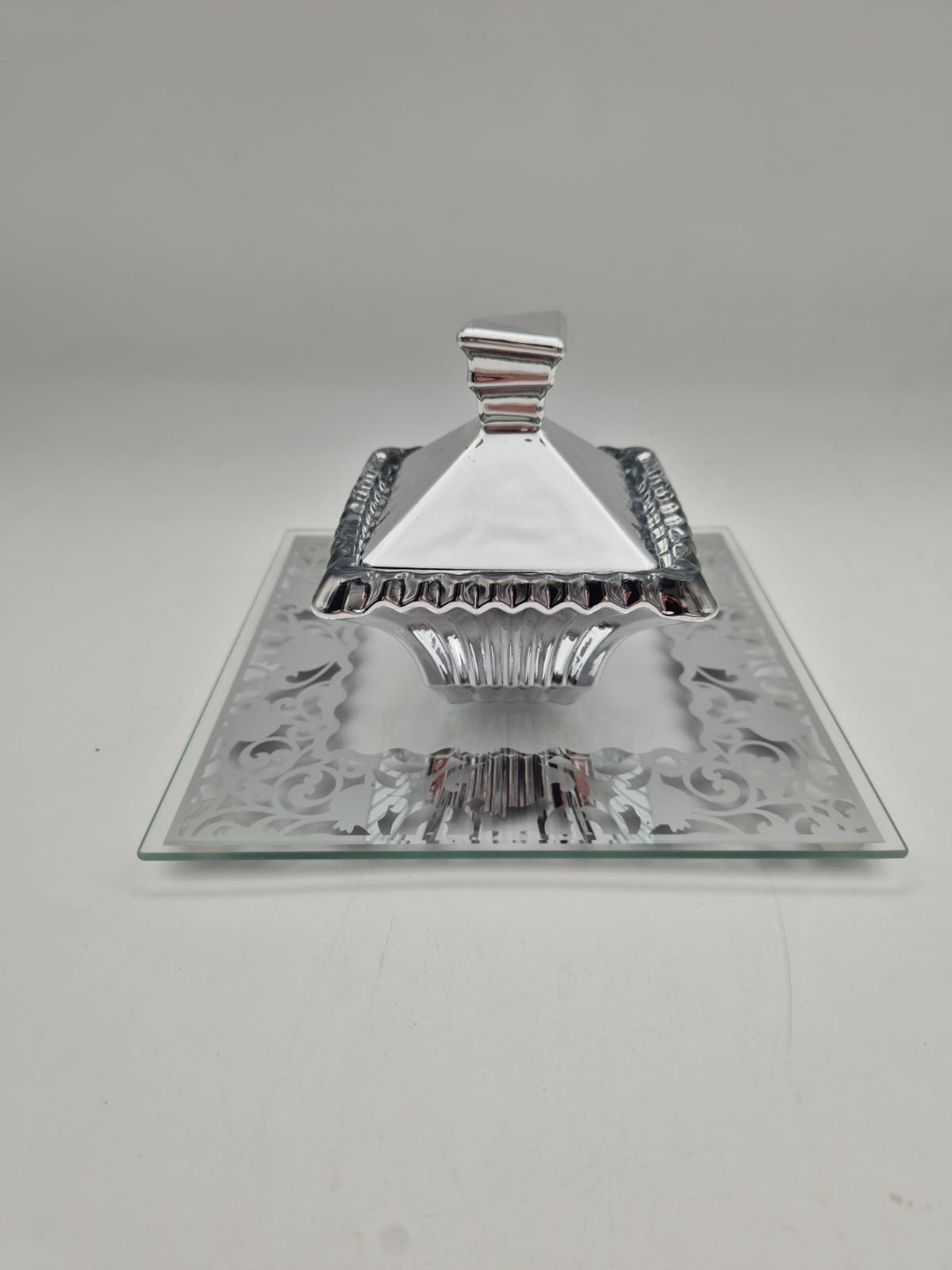 דבשיה עם מגש מהודר (12 יח' בקר')