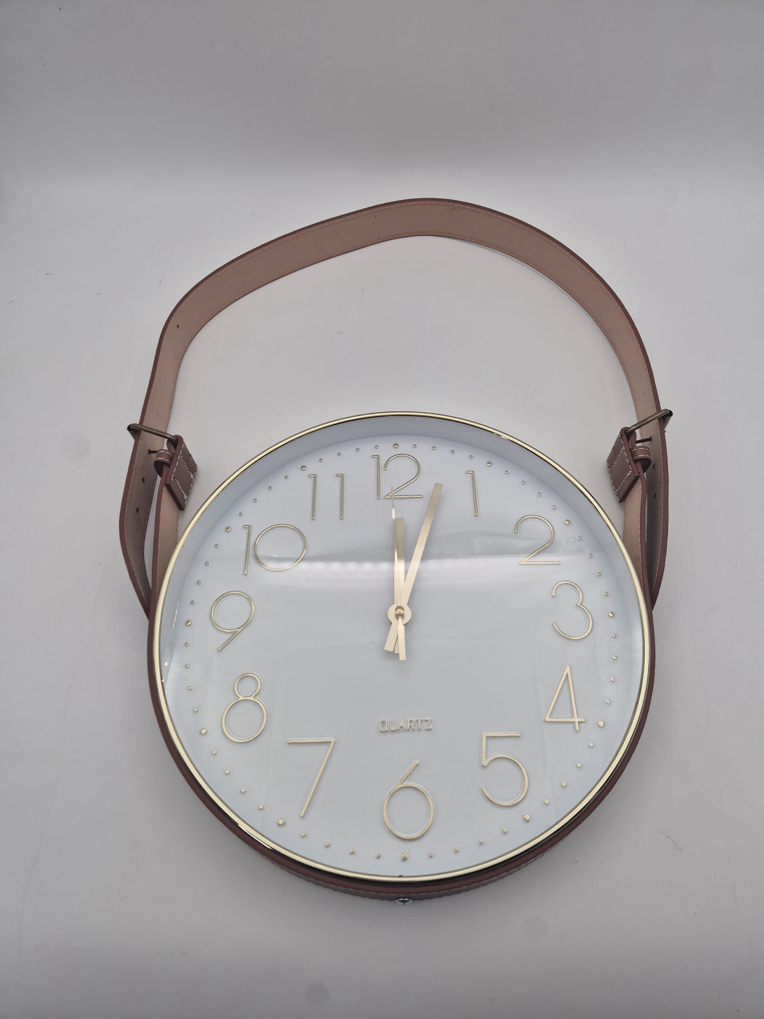 שעון קיר דגם 1 קוטר 30 ס"מ (20בקרטון)