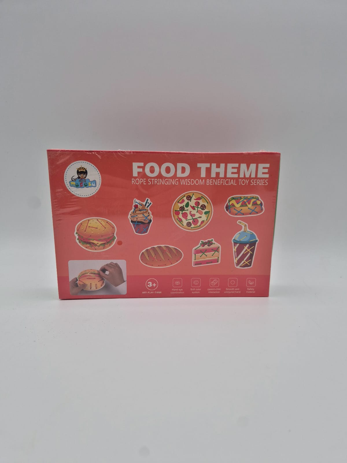 משחק השחלה עוגות (80בקרטון)