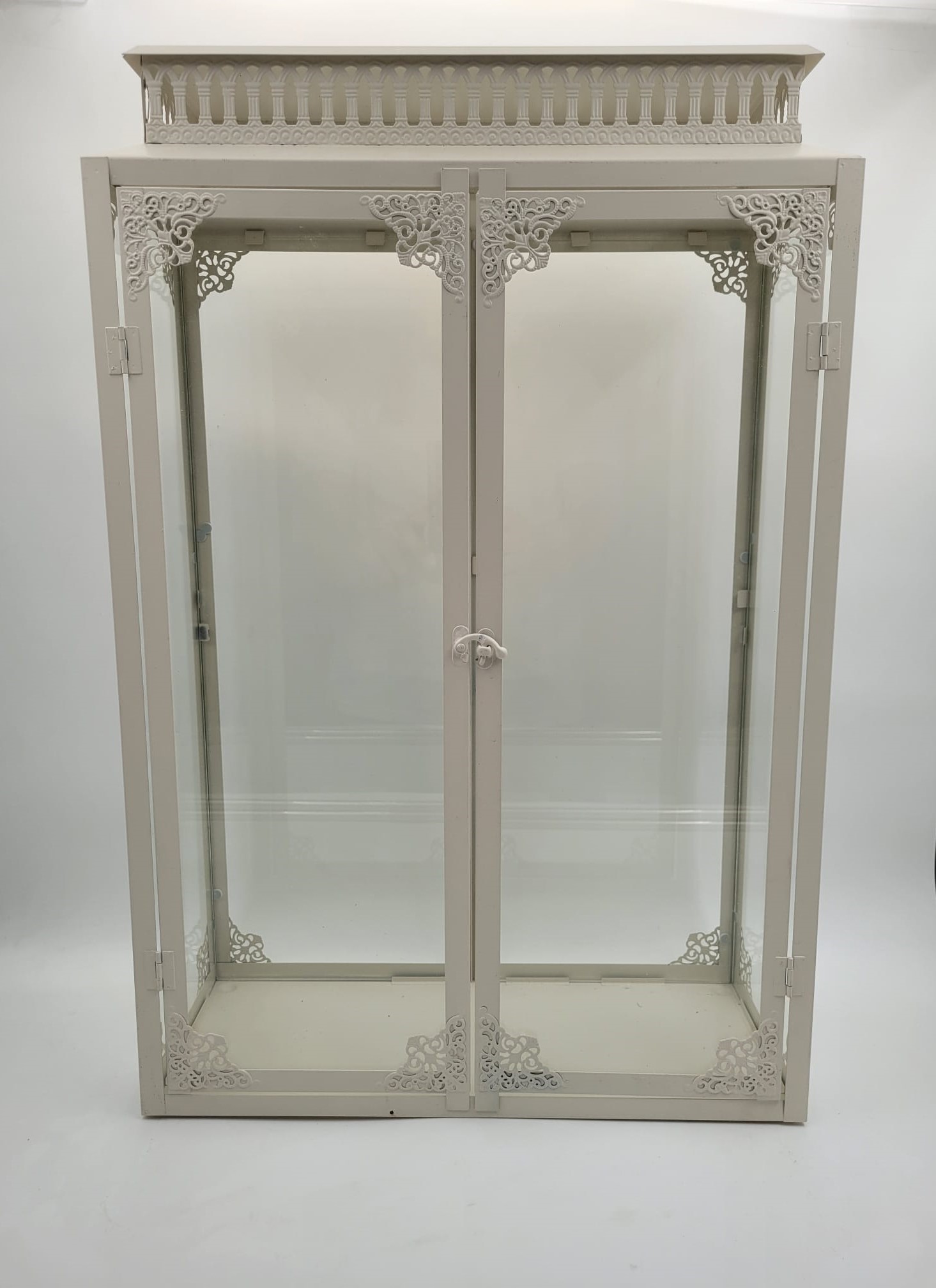 בית ענק 'הנרות' (2 בקר')