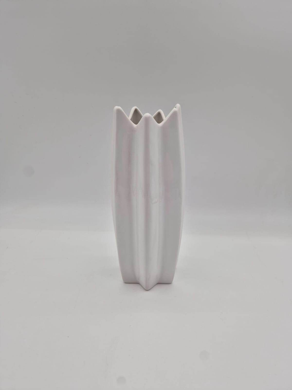 אֲגַרטֵל חרסינה דגם 2024101 (8בקרטון)