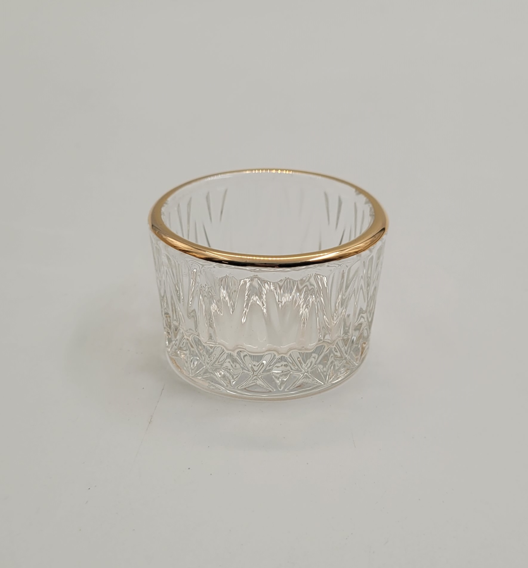 זוג כוסיות קריסטליים לנרונים עם עיטור זהב (2*24 בקר')