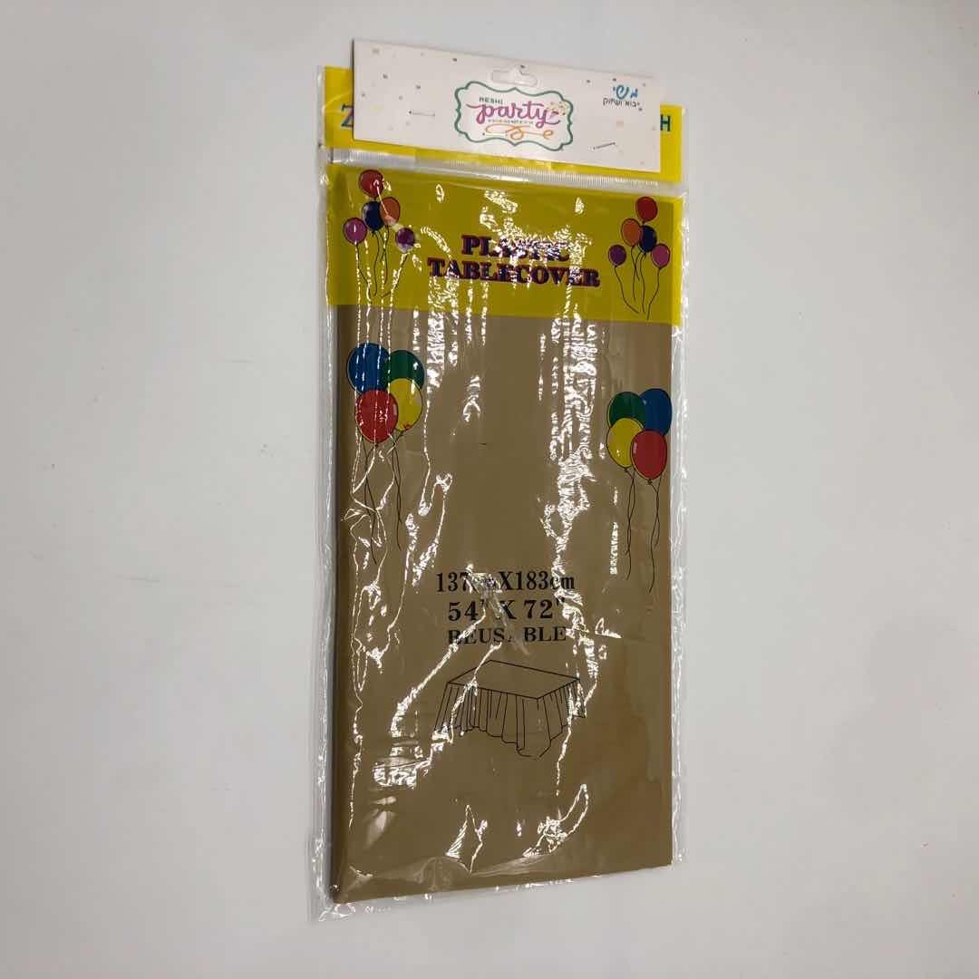 מפה לשולחן צבע זהב 187*137