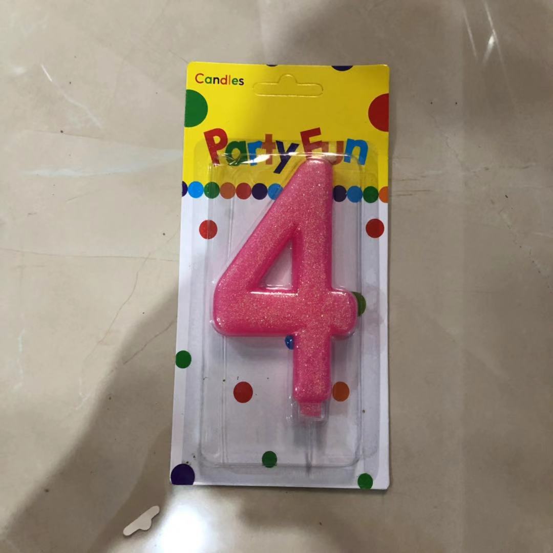 נר ורוד נצנצים מספר 4  12 סמ
