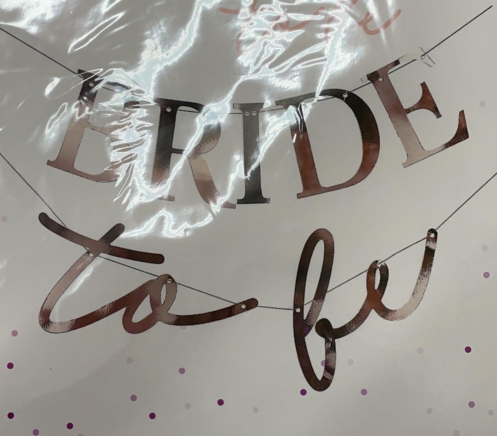 שרשרת אותיות BRIDE TO BE רוז גולד מעוצבת